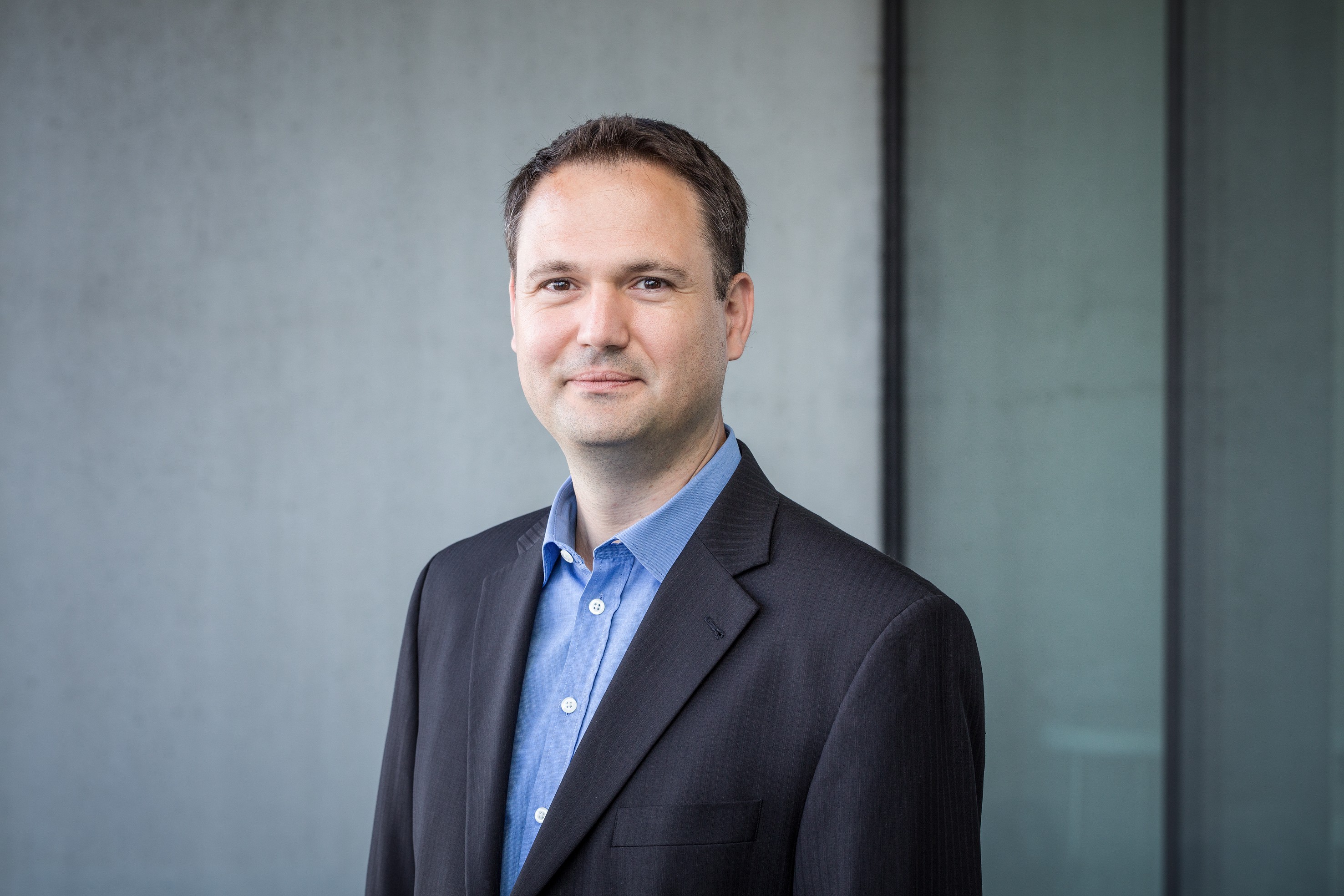 Dragan Grabulovski: Serial Entrepreneur | Deep Tech Nation Switzerland