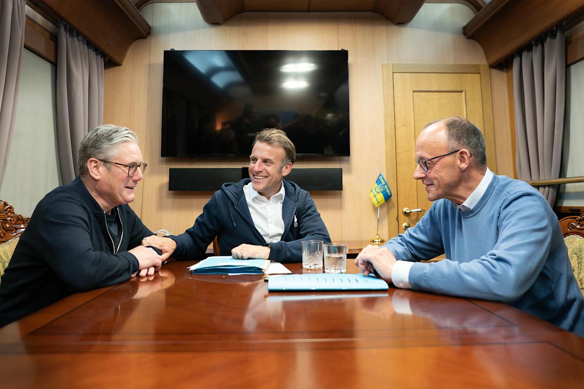 French, German and UK Leaders to Meet Zelenskiy on Monday